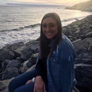 Meet your Posher, Nicole